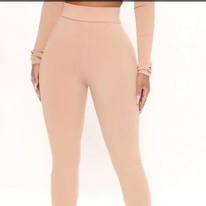 High Rise leggings
